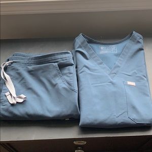 Figs Dark Harbor Scrub Set